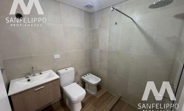 Departamento en Venta a  Estrenar en Quilmes con Cochera