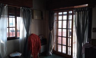 CASA EN MATADEROS