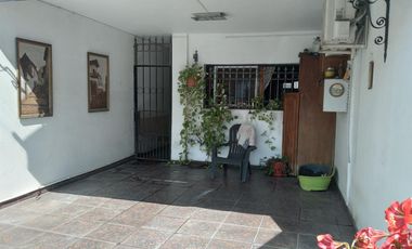 CASA EN MATADEROS