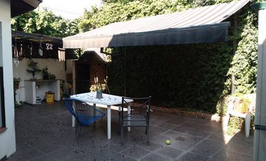 CASA EN MATADEROS