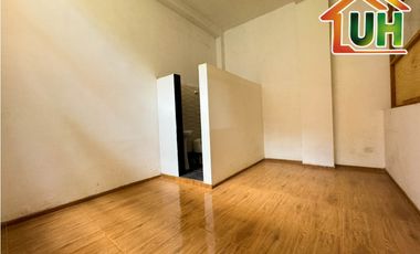 00626 - VENTA ALMACEN MANANTAY - PROYECCION A 5 PISOS - AT 300 M2