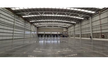 Arrendamiento Bodegas Clase A  5.320 M2