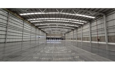 Arrendamiento Bodegas Clase A  5.320 M2