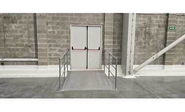 Arrendamiento Bodegas Clase A  5.320 M2