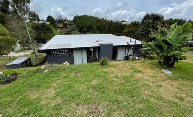 VENTA DE FINCA EN GUARNE
