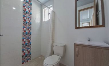 Maat vende Casa en el Condominio - Villeta 70M2 $ 320Millones