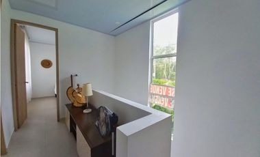 Maat vende Casa en el Condominio - Villeta 70M2 $ 320Millones