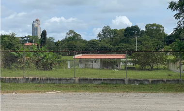 SE VENDE TERRENO EN CORONADO
