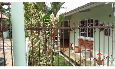 VENTA O ALQUILER DE CASA EN LAS CUMBRES PANAMA