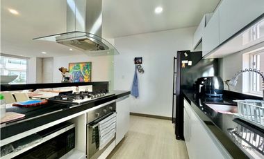 Apartamento de 3 habitaciones a media cuadra de la playa