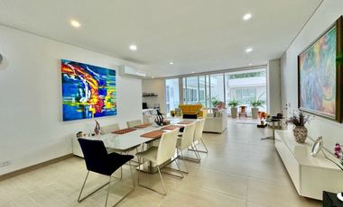 Apartamento de 3 habitaciones a media cuadra de la playa