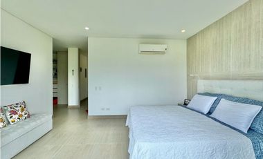 Apartamento de 3 habitaciones a media cuadra de la playa