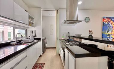 Apartamento de 3 habitaciones a media cuadra de la playa