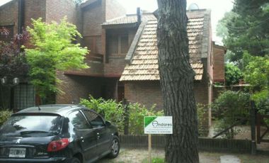 Duplex 3 Ambientes . Con Cochera fija