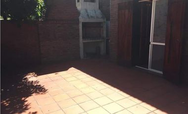 Duplex 3 Ambientes   parrilla. estacionamiento