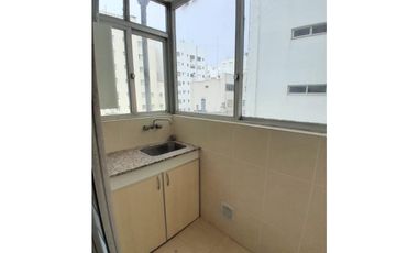 DEPARTAMENTO 3 AMBIENTES CON BALCON ZONA CENTRO