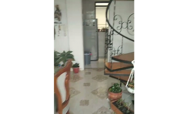 SE VENDE O PERMUTA PENT HOUSE EN EL CENTRO CERCA HOSPITAL SAN JORGE