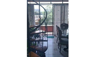 SE VENDE O PERMUTA PENT HOUSE EN EL CENTRO CERCA HOSPITAL SAN JORGE