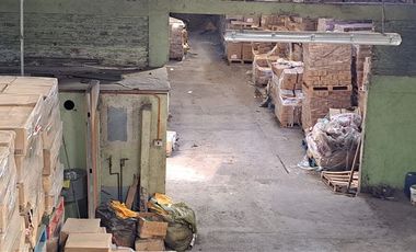 Bodega en Arriendo en Avenida Salesianos con Avenida Santa Rosa