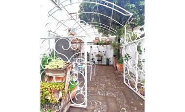 Prov., Barrio Las Flores Amapolas / El Vergel / con parquet