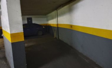 Buen Estacionamiento Metro P. de Valdivia