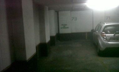 IMPERDIBLE  2 Estacionamientos(uno tras otro)