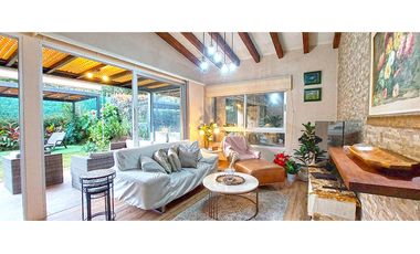 Vendo moderna casa remodelada El retiro a 5 minutos del parque