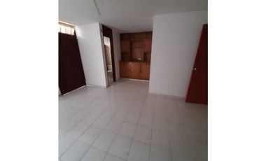 VENDO CASA BARRIO SAN CARLOS