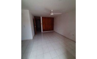 VENDO CASA BARRIO SAN CARLOS