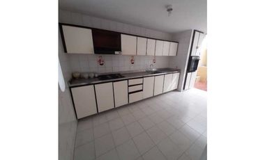 VENDO CASA BARRIO SAN CARLOS
