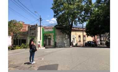 CASA LOTE EN VENTA MEDELLN MANRIQUE CENTRAL