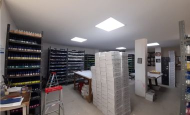 Venta de bodega, edificio y oficina en Prado Centro, Medellín