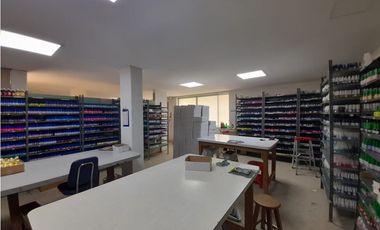 Venta de bodega, edificio y oficina en Prado Centro, Medellín
