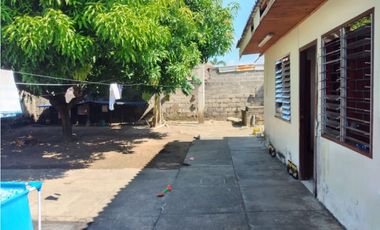 SE VENDE CASA EN BARRIO COSTA DE ORO DE  MONTERIA