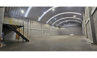 Vendo Bodega Autopista Medellín 1.283 M2