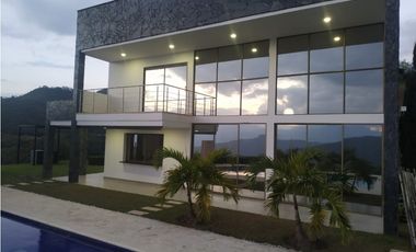 Casa finca Moderna en san Jeronimo
