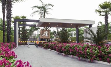 Venta Casa Moderna de Estreno en Urb. La Costa Samborondón