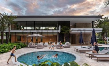 Venta Casa Moderna de Estreno en Urb. La Costa Samborondón