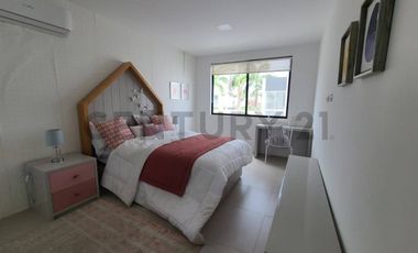 Venta Casa Moderna de Estreno en Urb. La Costa Samborondón