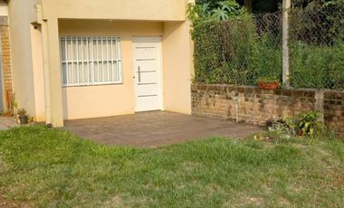 Guidek Stasiuk propiedades alquila departamento sobre calle Iguazu.