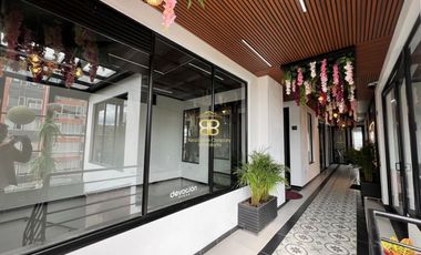 SE ARRIENDAN LOCALES COMERCIALES EN CHIA