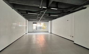 SE ARRIENDAN LOCALES COMERCIALES EN CHIA