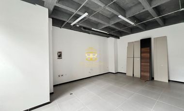 SE ARRIENDAN LOCALES COMERCIALES EN CHIA