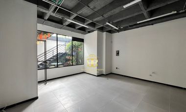 SE ARRIENDAN LOCALES COMERCIALES EN CHIA