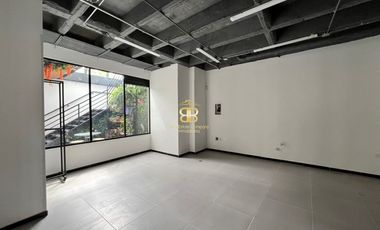 SE ARRIENDAN LOCALES COMERCIALES EN CHIA