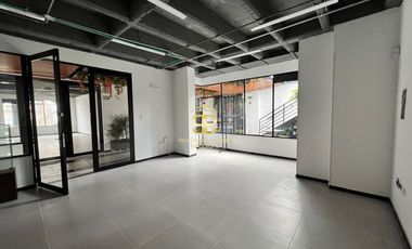 SE ARRIENDAN LOCALES COMERCIALES EN CHIA