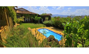 Vendo Casa Barichara Sector Santa Barbara Colonial Moderna