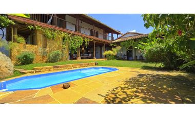 Vendo Casa Barichara Sector Santa Barbara Colonial Moderna