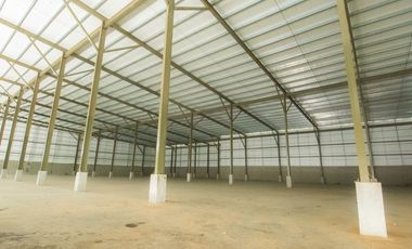 ALQUILER BODEGAS NUEVAS 900 A 10000 M2 PARQUE INDUSTRIAL MAÑANITAS