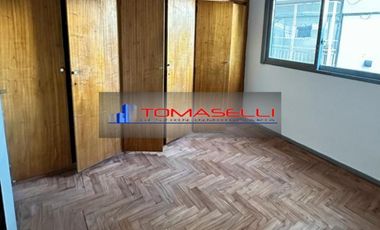 ALQUILER - APTO PROFESIONAL - DEPARTAMENTO 2 AMBIENTES CON BALCON y LAVADERO -